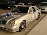 Mercedes E 220-17