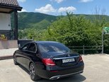 Mercedes E 300 d-4
