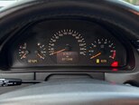 Mercedes E 240-11