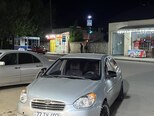 Hyundai Accent-6