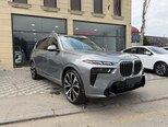 BMW X7-4