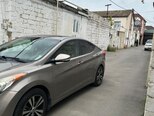 Hyundai Elantra-4