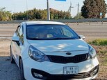 Kia Rio-5