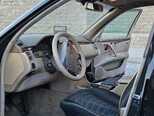 Mercedes E 200-11