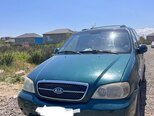Kia Carnival-1