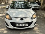 Mazda 2-1