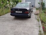 Mercedes 230 E-2