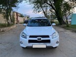Toyota RAV4-1