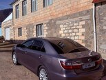 Toyota Camry-12