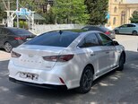 Hyundai Sonata-2