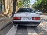 Mercedes 190-2