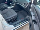 Chevrolet Cruze-11