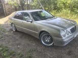 Mercedes E 240-2