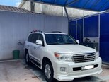Toyota Land Cruiser-3