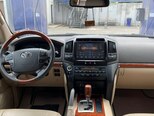 Toyota Land Cruiser-8