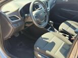 Hyundai Accent-12