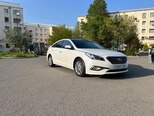 Hyundai Sonata-1