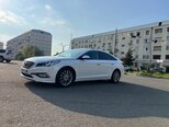 Hyundai Sonata-2