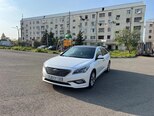 Hyundai Sonata-5
