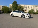 Hyundai Sonata-8