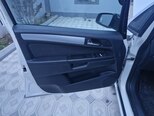Opel Zafira-12