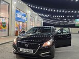 Hyundai Sonata-2