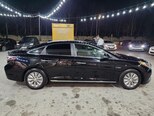 Hyundai Sonata-15
