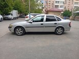 Opel Vectra-6