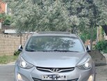 Hyundai Elantra-3