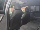 Hyundai Elantra-6