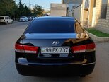 Hyundai Sonata-9