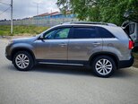 Kia Sorento-11
