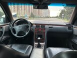 Mercedes E 220-3