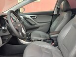 Hyundai Elantra-12