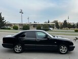 Mercedes E 220-5