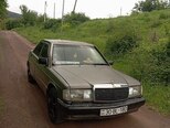 Mercedes 190-1