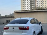Kia Rio-4