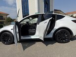 Tesla Model Y-5