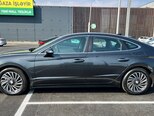 Hyundai Sonata-2
