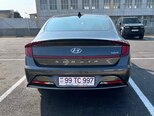 Hyundai Sonata-4