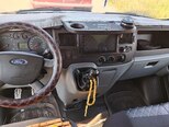 Ford Transit-10