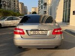 Mercedes E 300-2