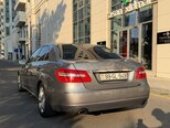 Mercedes E 300-4