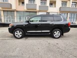 Toyota Land Cruiser-10
