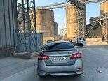 Nissan Sentra-10