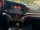 Hyundai Avante-12