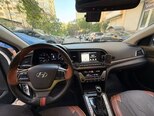 Hyundai Avante-5