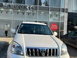 Toyota Land Cruiser Prado-4