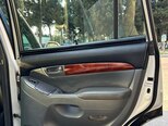 Toyota Land Cruiser Prado-19