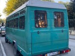 Mercedes 609 D-5